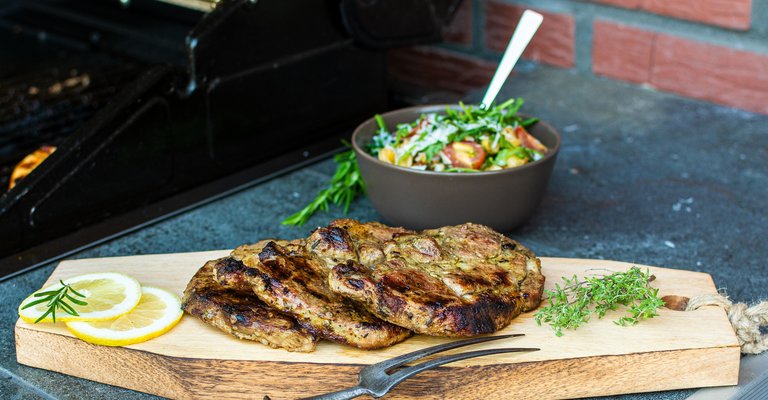 Rezept Nackensteaks mit Salat