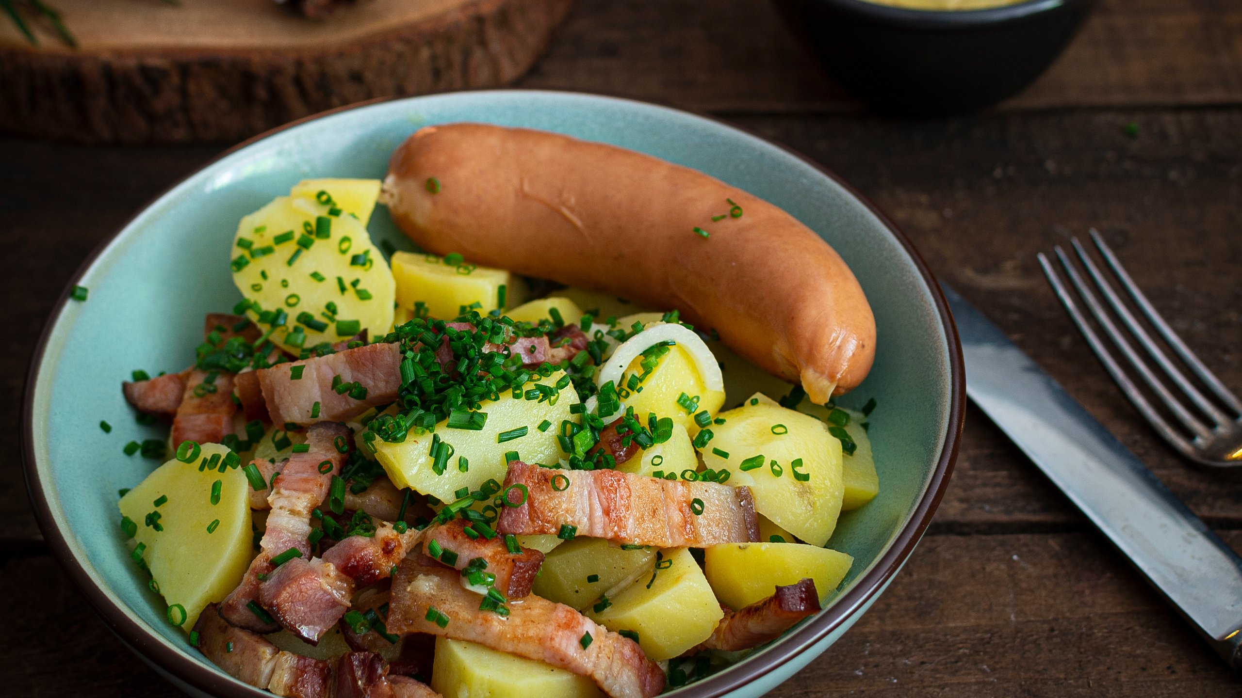 Kartoffelsalat mit Bockwürstchen und Löwensenf Extra scharf